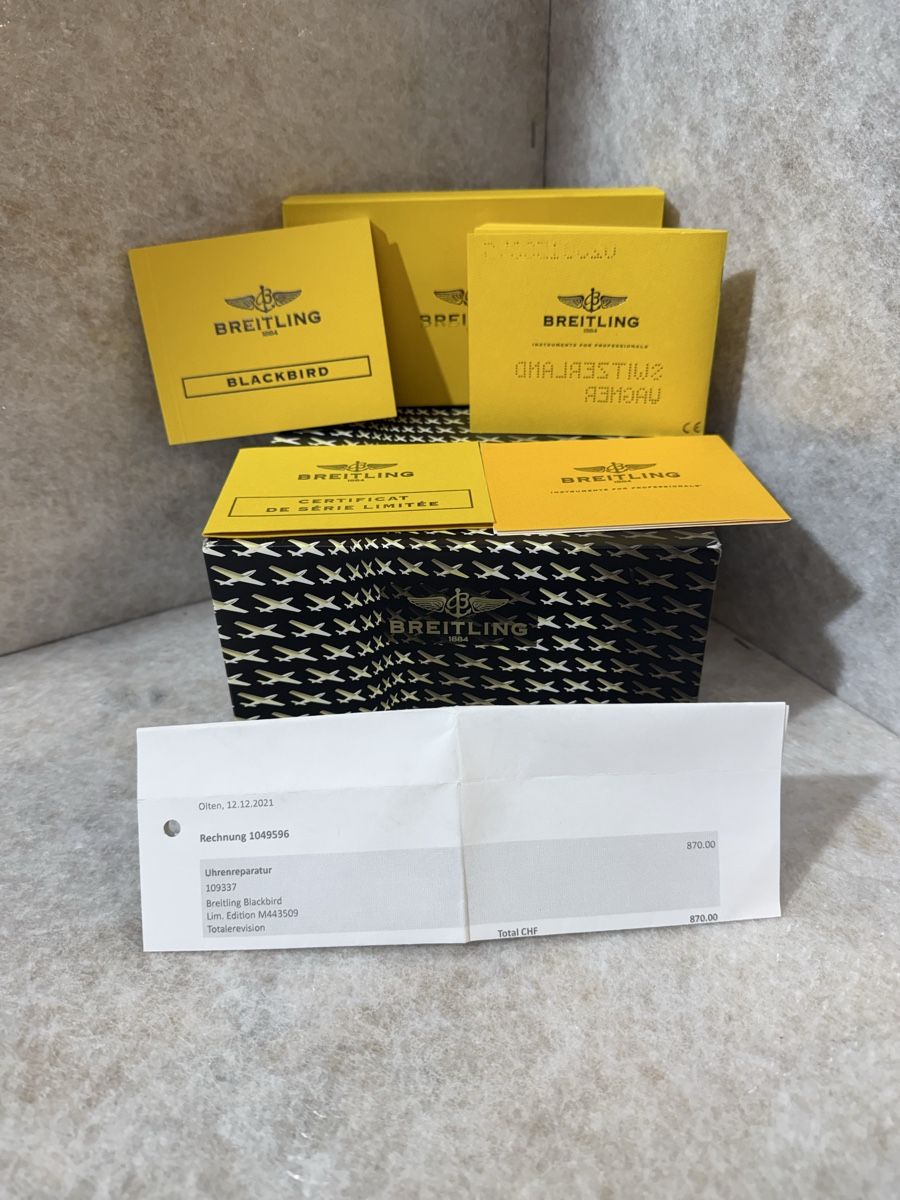 Breitling Uhren: Breitling Chronographe  Blackbird, Limited Edition 217/2000 – Gebraucht aus Basel von RoyalPerformance 9