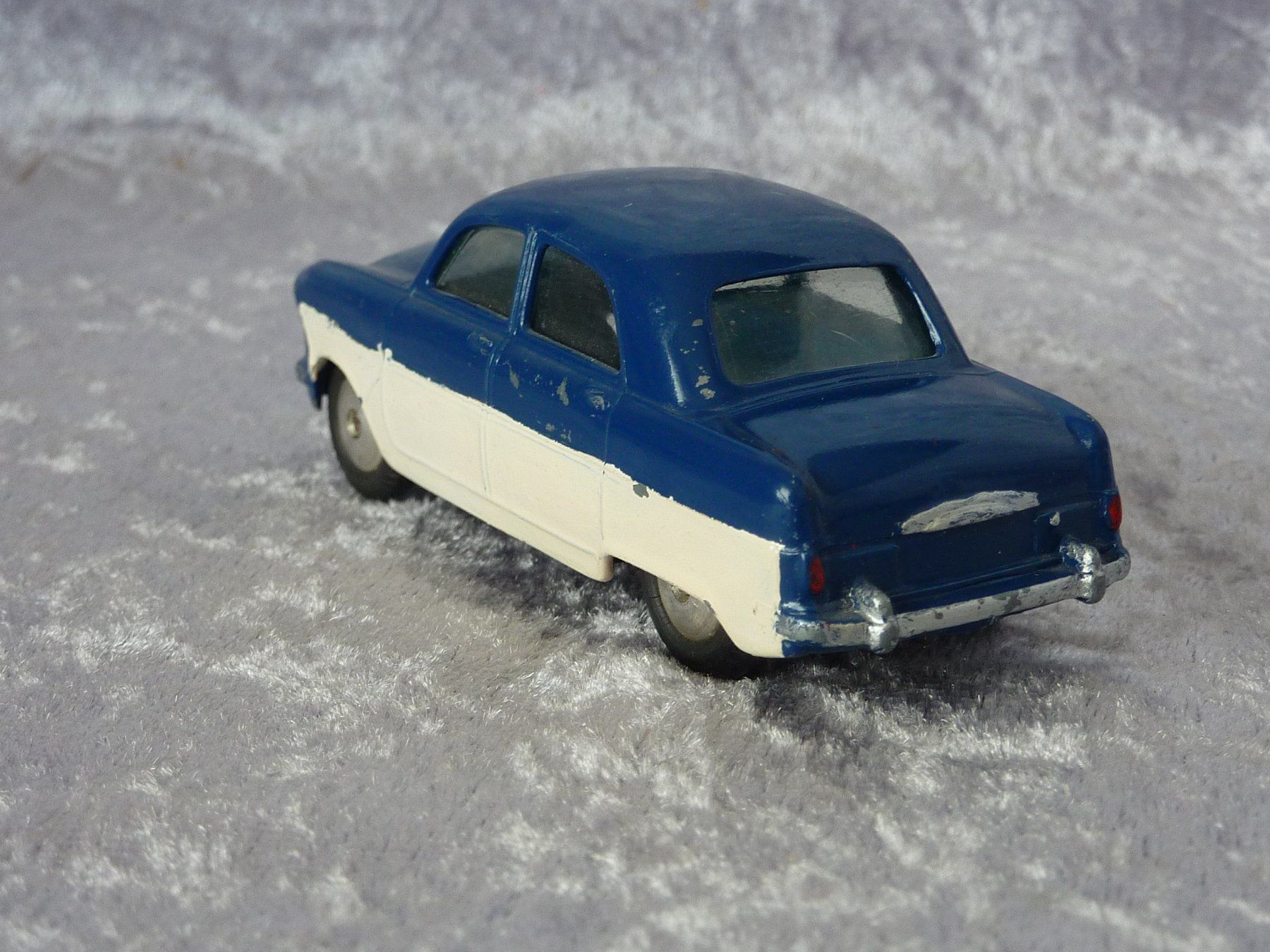 Corgi Toys Modellautos: Ford Consul 1:43 – Gebraucht aus Dürrenäsch von modellautos4you 2