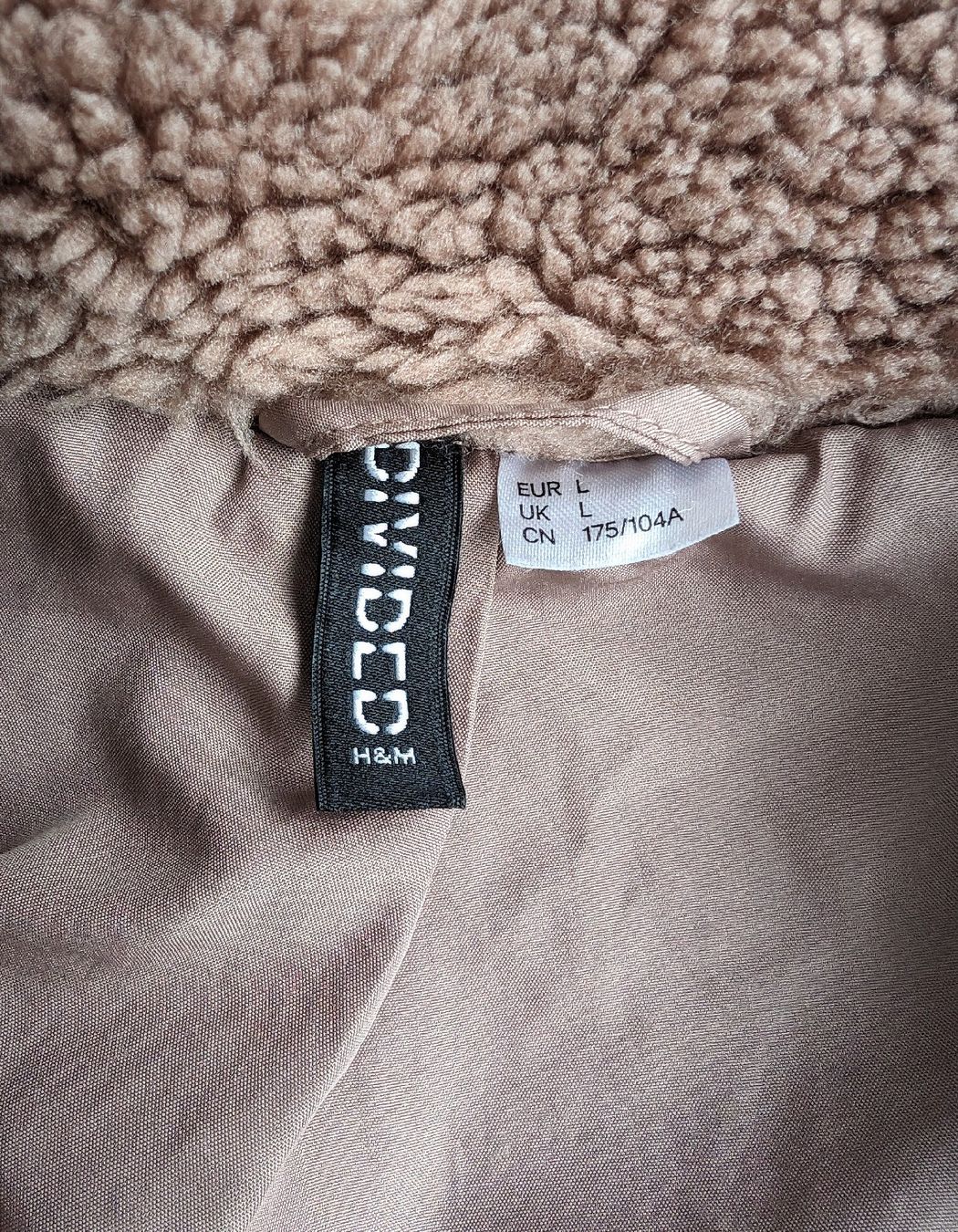 H&M Giacche: Plüschjacke Divided - Grösse L – Usato da Luzern venduto da simonf1 3