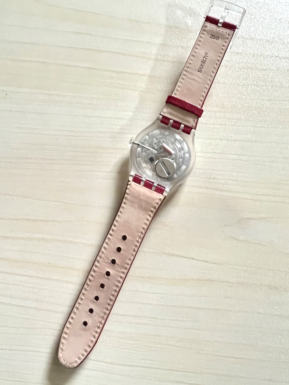 Swatch Orologi: Rote Swatch Uhr - Zeitlos, stylisch, auffällig – Usato da Grenchen venduto da chththl 4