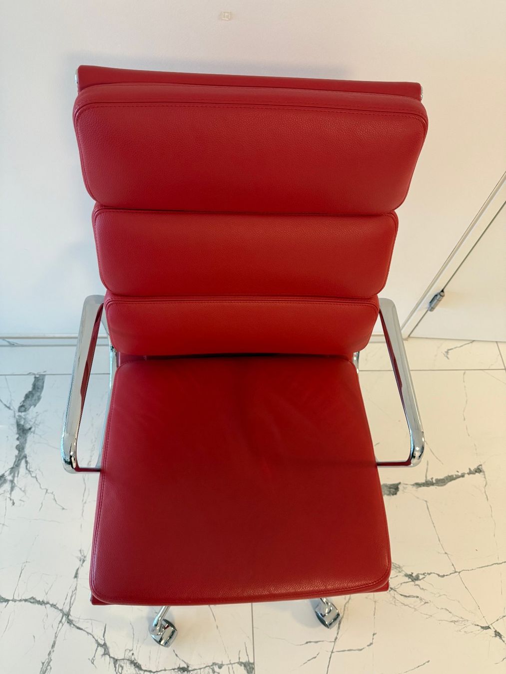 Vitra Sedie: Vitra Eames EA219 Soft Pad Chair – Usato da Oberrieden venduto da Chelios7 3