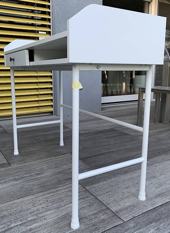 Schreibtische: Schreibtisch weiss – Gebraucht aus Marbach SG von dmk_xjq5 3