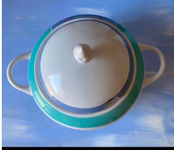 Tupperware Contenitori & Simili: Soupière Tupperware – Nuovo (secondo la descrizione) da Monthey venduto da Jenny73