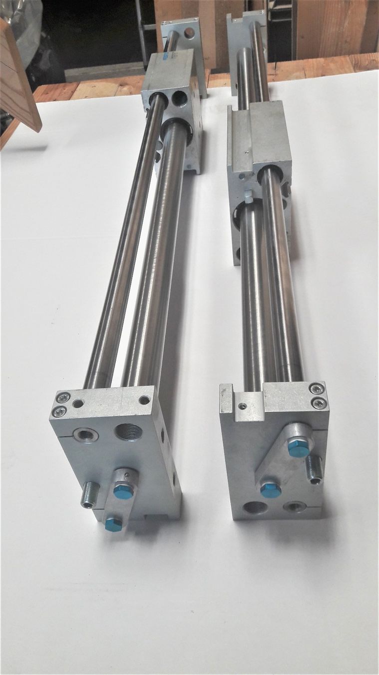 Festo Altro per industria metallurgica: Lineareinheit Pneumatischer Linearantrieb – Nuovo (secondo la descrizione) da Madiswil venduto da 20gls 4