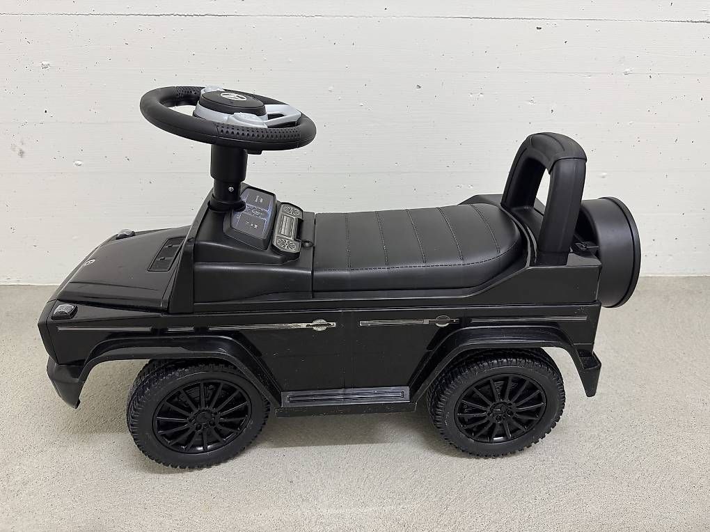 Veicoli per bambini: Rutschauto Mercedes – Usato da Sissach venduto da Seo23 1