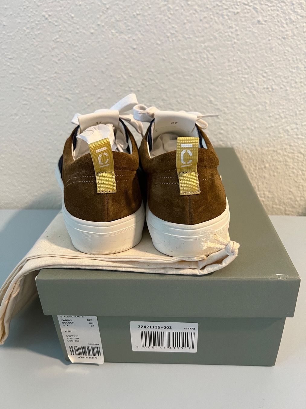 Closed Scarpe da donna: Leder sneakers Closed Gr.37 blau-braun – Usato da Siebnen venduto da dte_9kmw 2