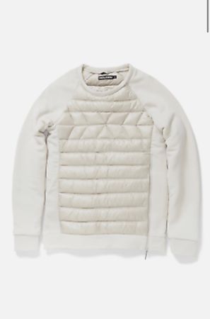 Holden pull homme M/ 390 dollars