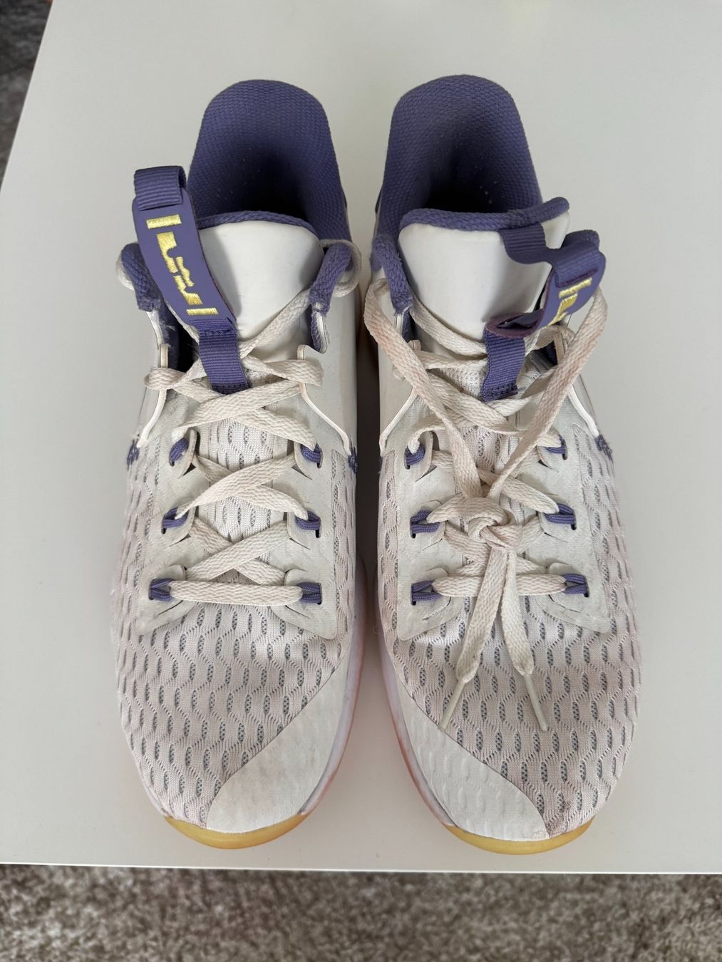 Nike Scarpe da uomo: Nike LeBron witness, Gr. 45 – Usato da Rotkreuz venduto da Servette1