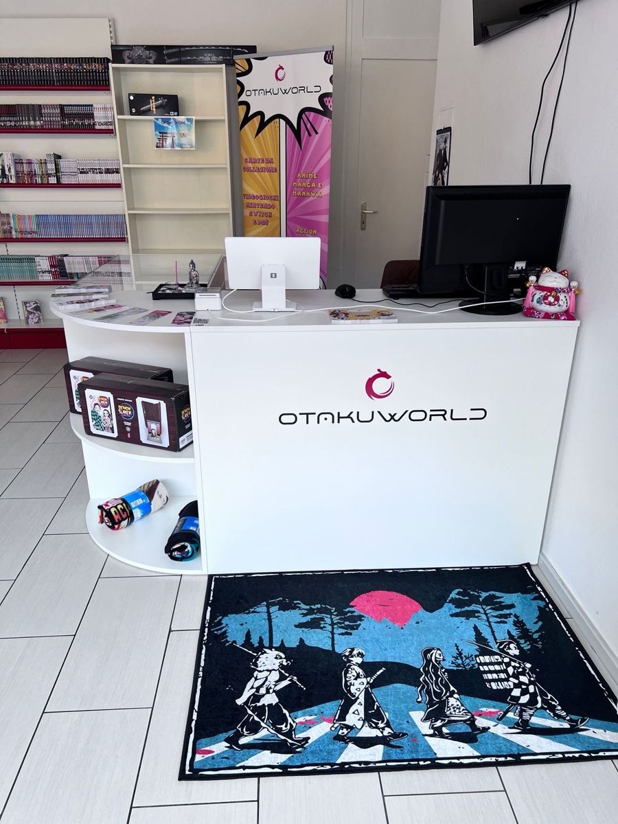 Ladenausstattungen & Messebau: Bancone da negozio – Gebraucht aus Mendrisio von OtakuWorld_Sagl