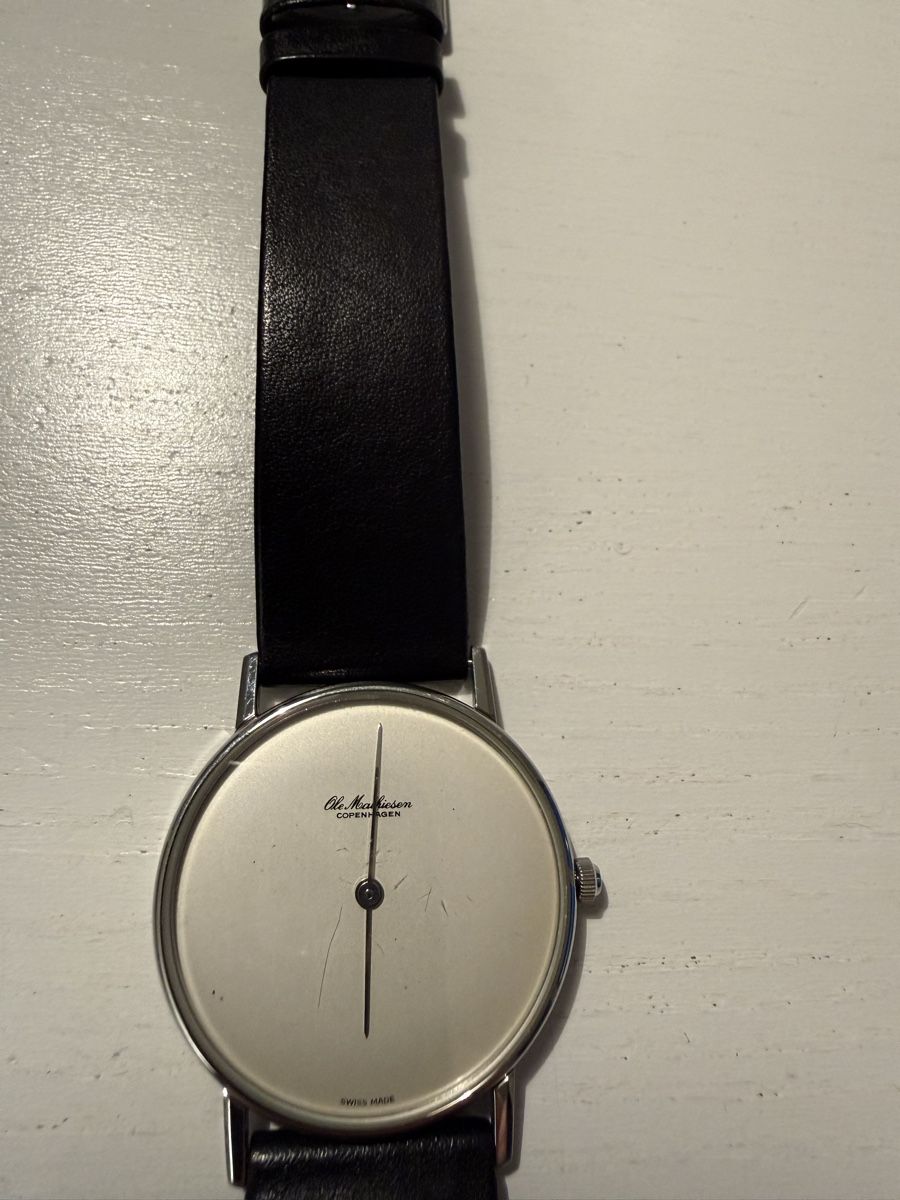 Orologi: Ole Mathiesen Uhr mit Lederband – Usato da Luzern venduto da django013 1