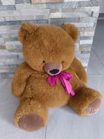 grosser Teddybär
