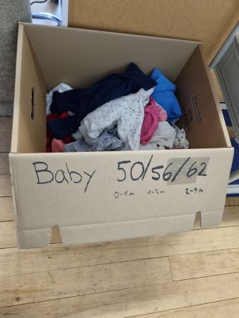 Babykleider Grösse 50 bis 62 gemischt / 8 fr kg