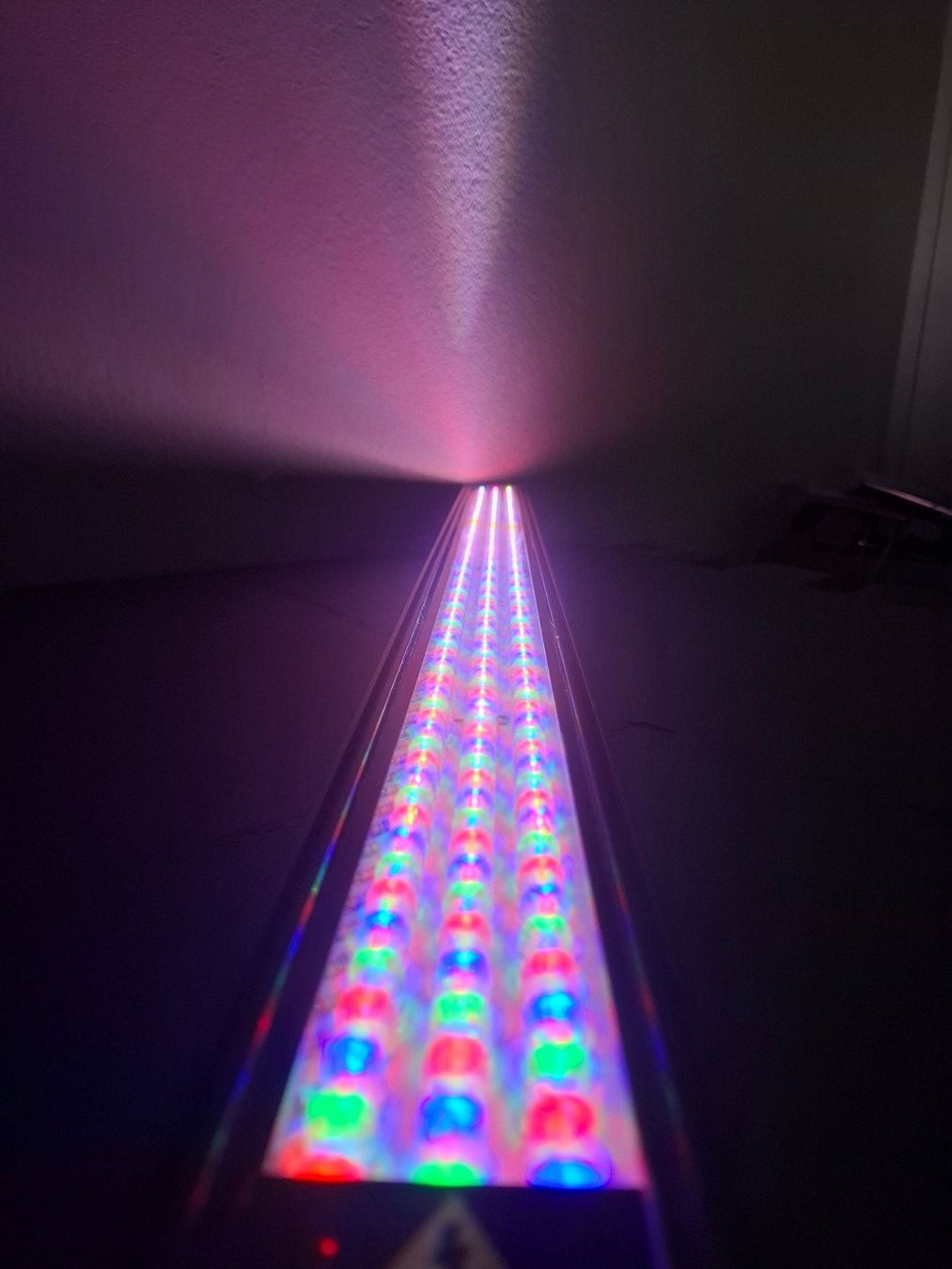 Lampade: Rampe LED Wall Washer DMX RGB 100cm – Usato da Villars-Ste-Croix venduto da pau_8fls 1