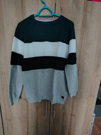 4 Pullover (L) + Langarmshirt XL