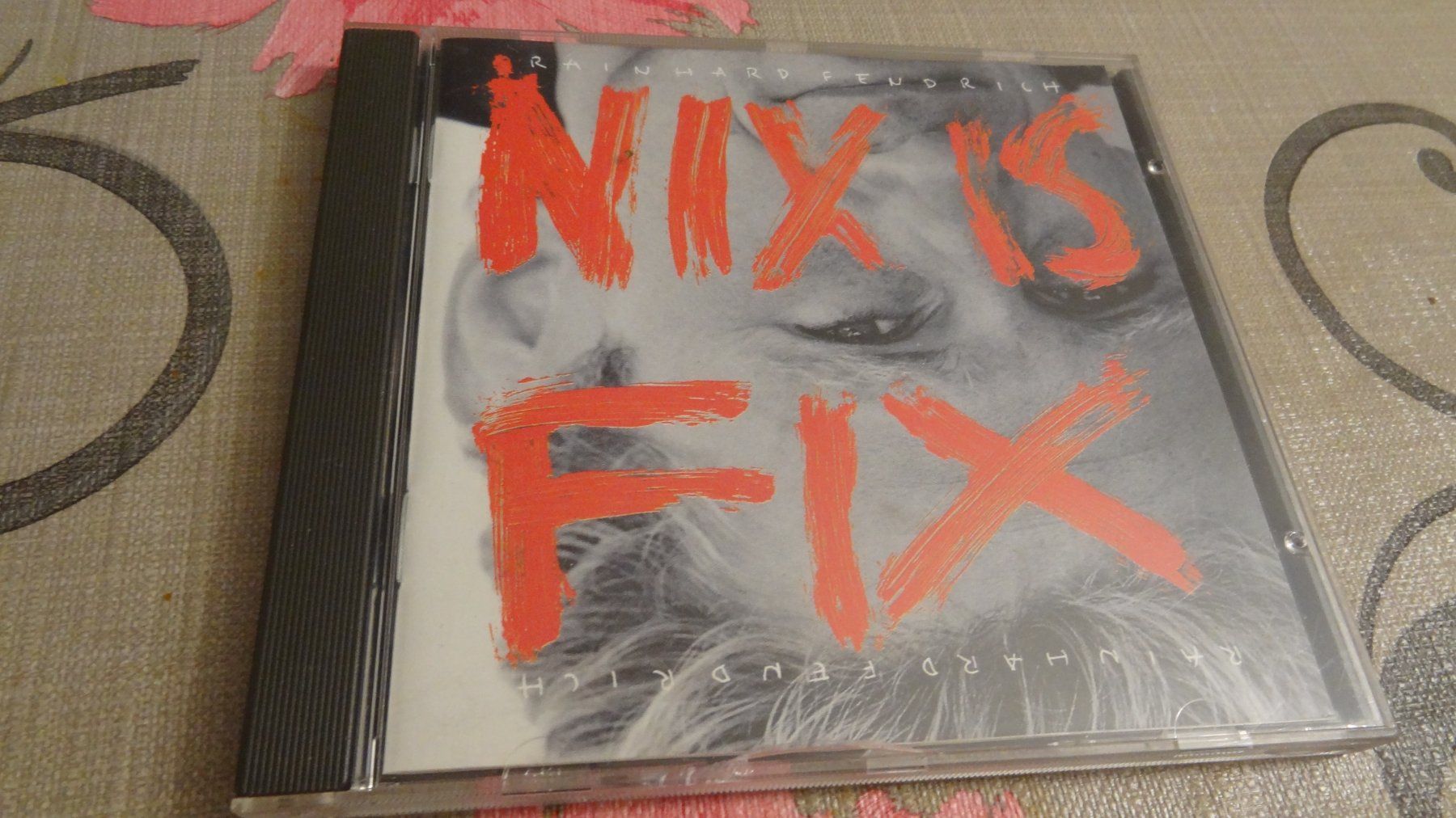 CD: Rainhard Fendrich - Nix is Fix CD – Usato da Olten venduto da Disc-Ausverkauf