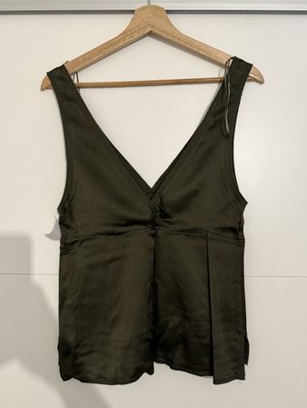 Elegantes Top in Dunkelgrün, Grösse XS
