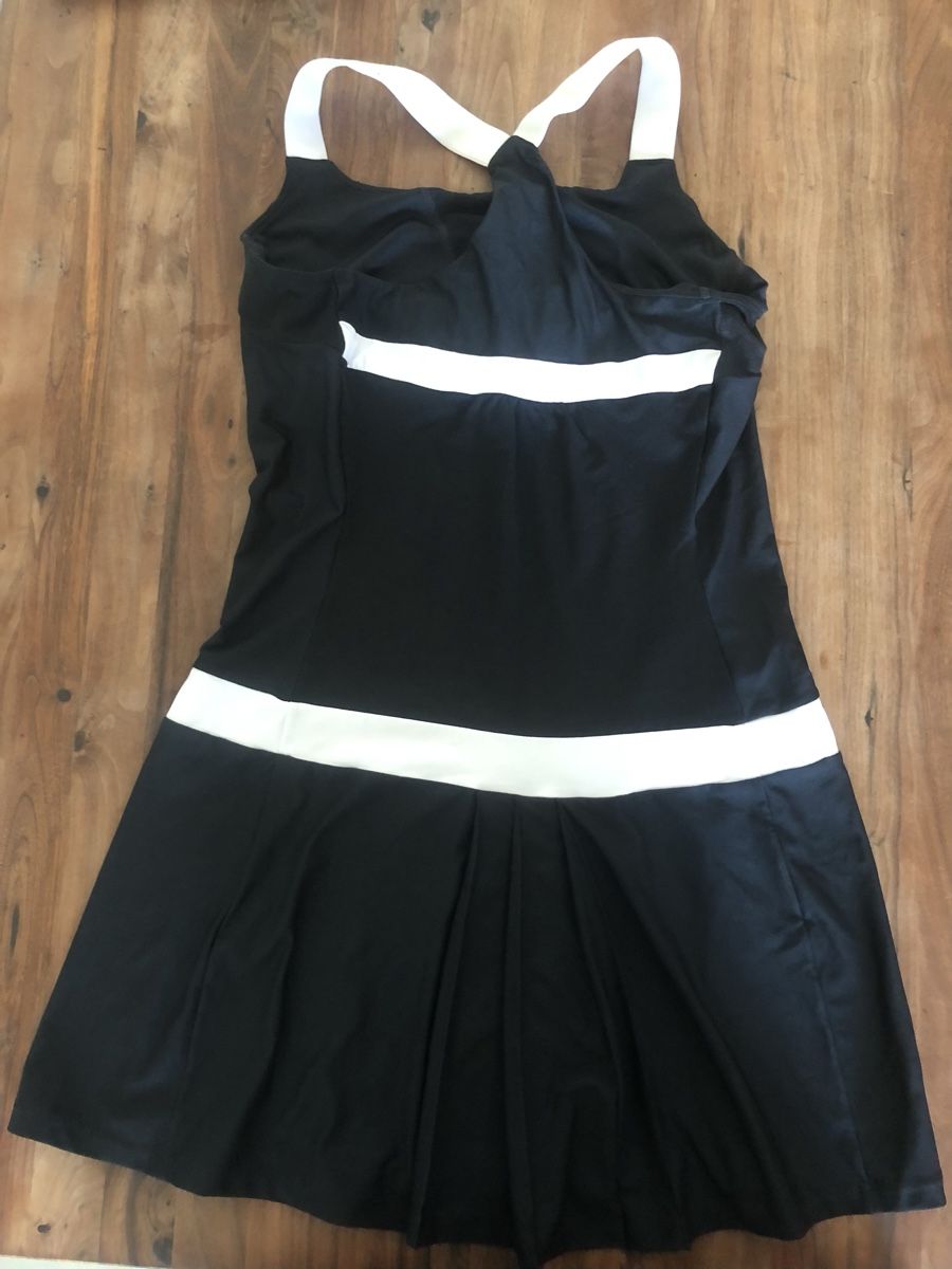 Robes: Tenniskleid Wilson Gr. S – D'occasion à Köniz par darjek 1