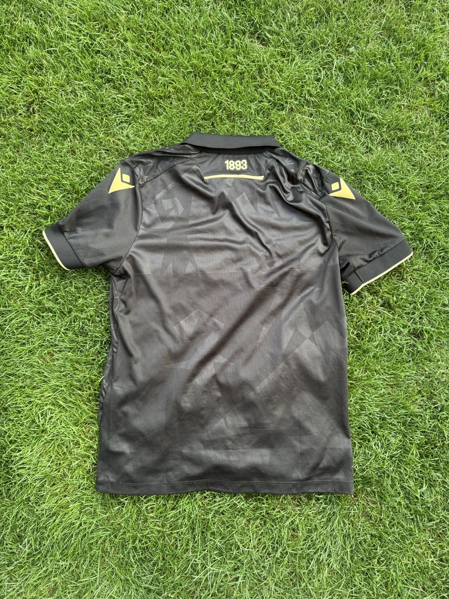 FC Bâle Maillots de corps & Pantalons: FC Basel Jubiläumstrikot XL – D'occasion à Dornach par Picasso81 1