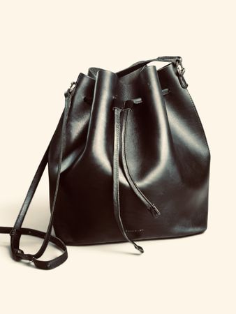 SANDQVIST Bucket Bag Leder Schwarz / Tasche
