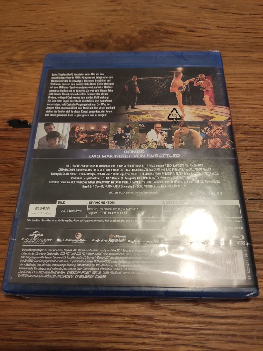 Tutti i DVDs: Embbattled - Blu-ray (NEU) – Nuovo e nell'imballaggio originale da Oberembrach venduto da giu_7ksd 1