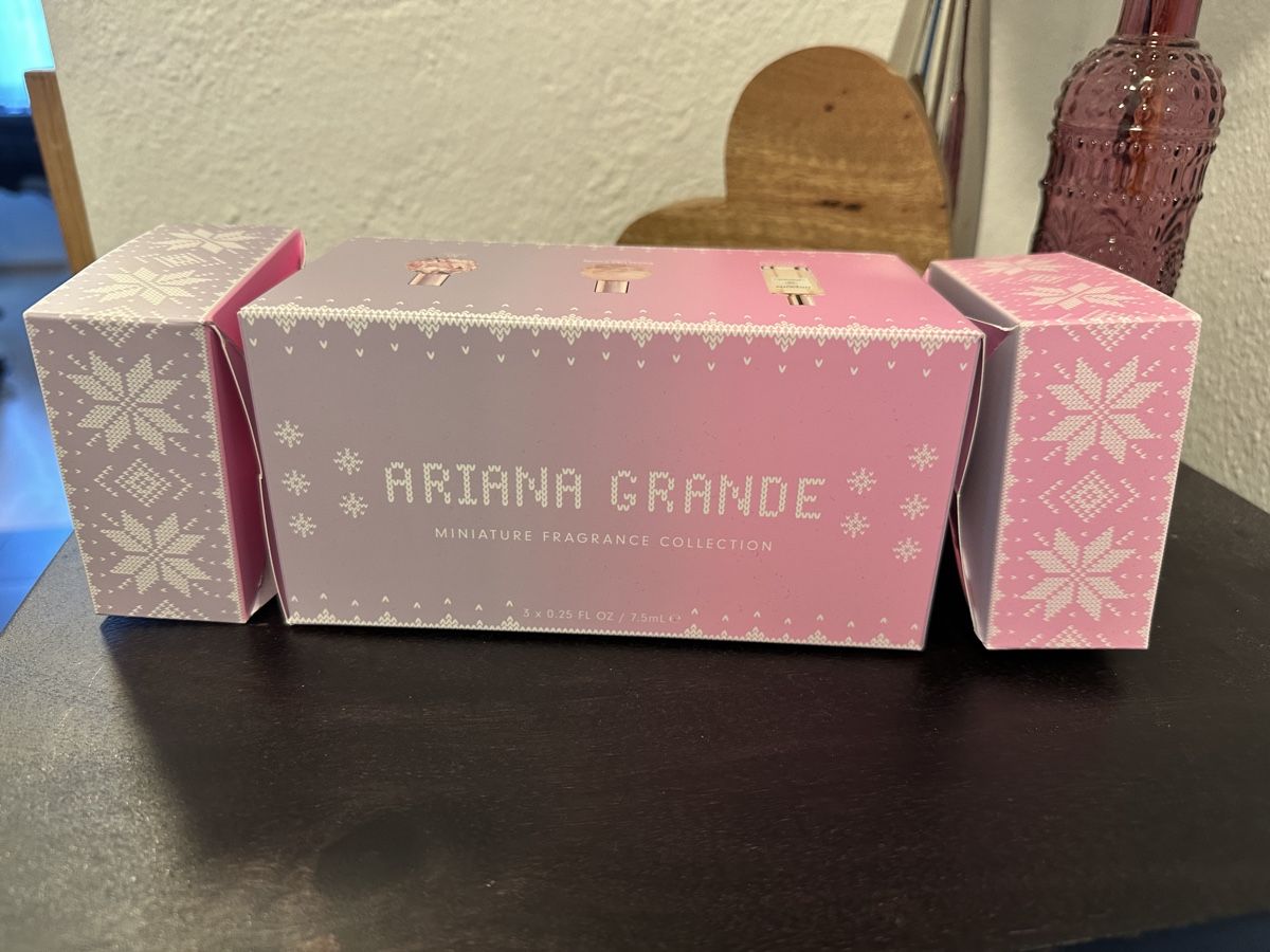 H&M Parfum & Eau de Toilette: Ariana Grande Ari Cracker Set, Duftset, Neu! – Neu und originalverpackt aus Wetzikon ZH von DiesundDas365