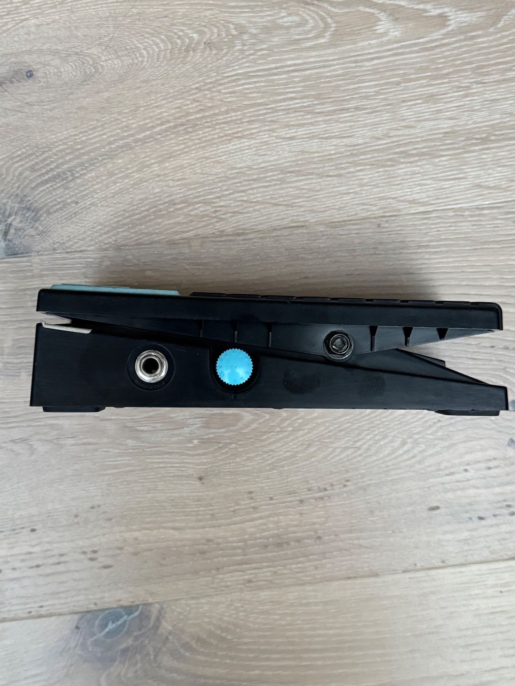 Strumenti musicali: Boss FV-50 – Usato da Oberiberg venduto da pedl3 2
