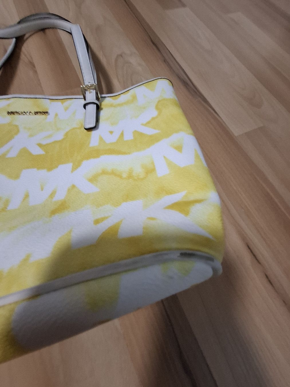 Michael Kors Taschen für Damen: Michael Kors Tasche – Gebraucht aus Netstal von Queen37 7