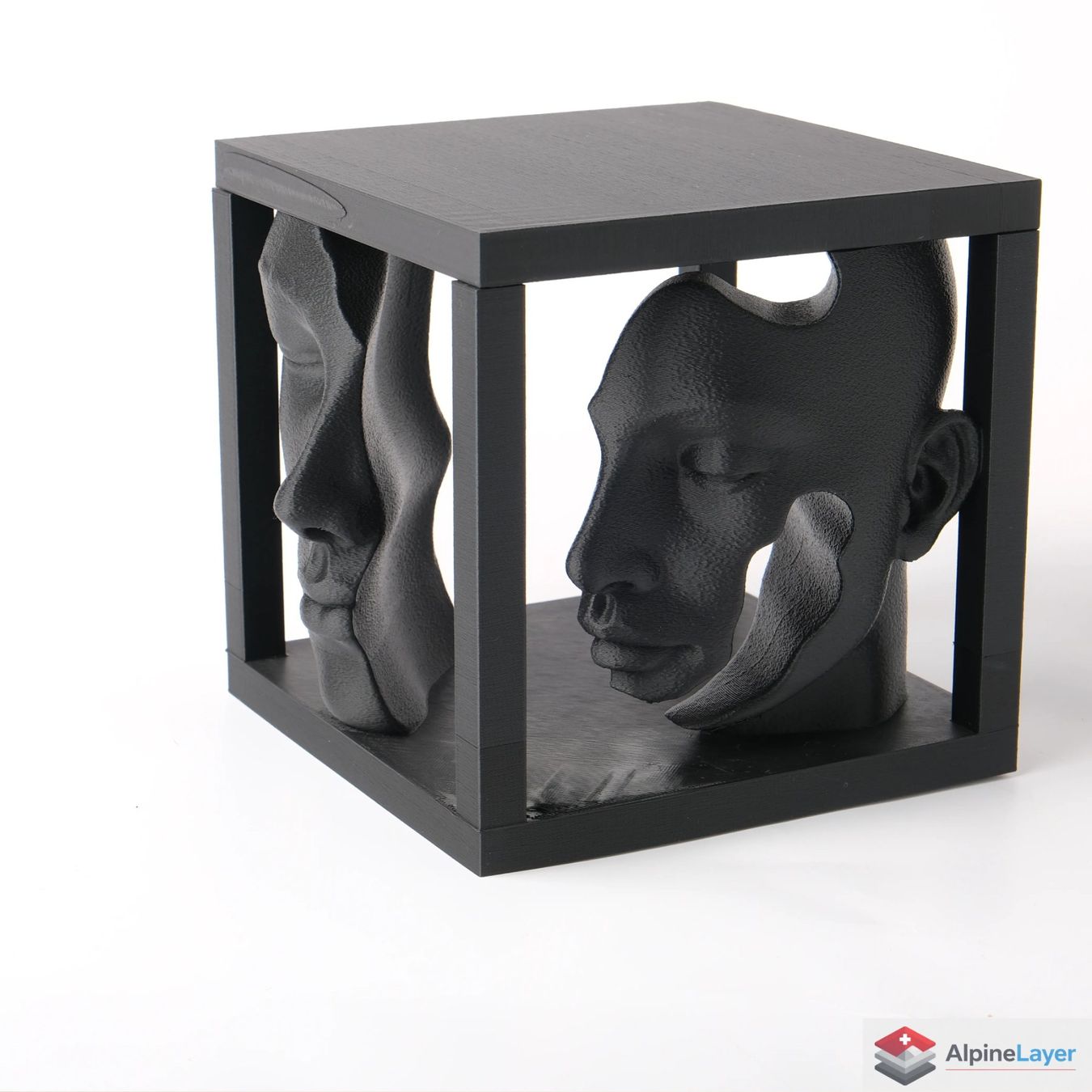 Sculptures & Statues: Abstract Dual-Face Bust in Geometric Frame - 3D Printed – Neuf (Voir description) à Losone par AlpineLayer 1