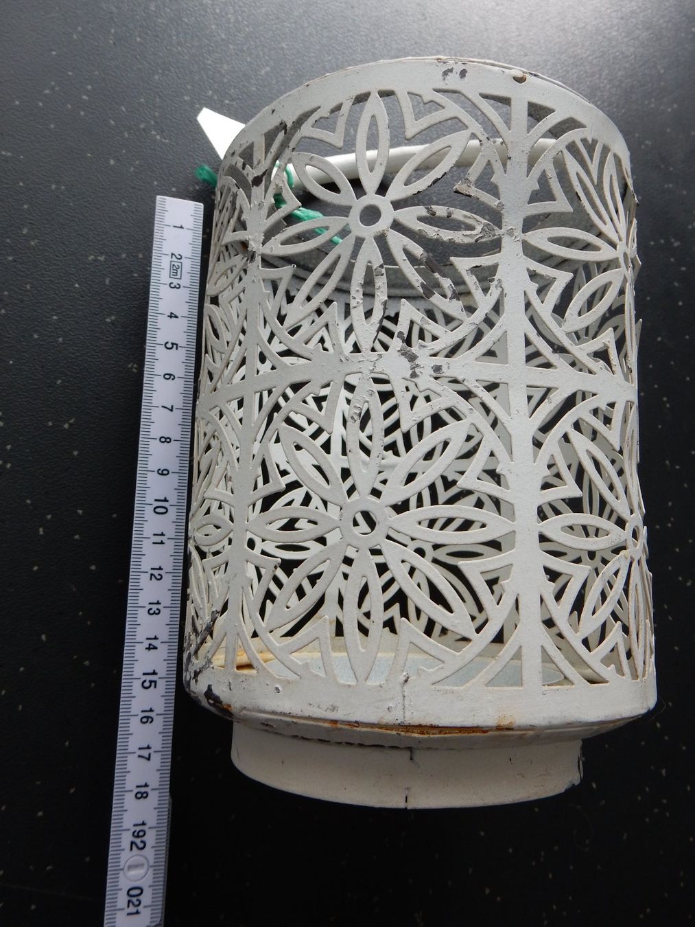 Lanterne: Laterne Metall shabby chic-Stil zum Hängen oder Stellen – Nuovo (secondo la descrizione) da Jona venduto da simongarden 4