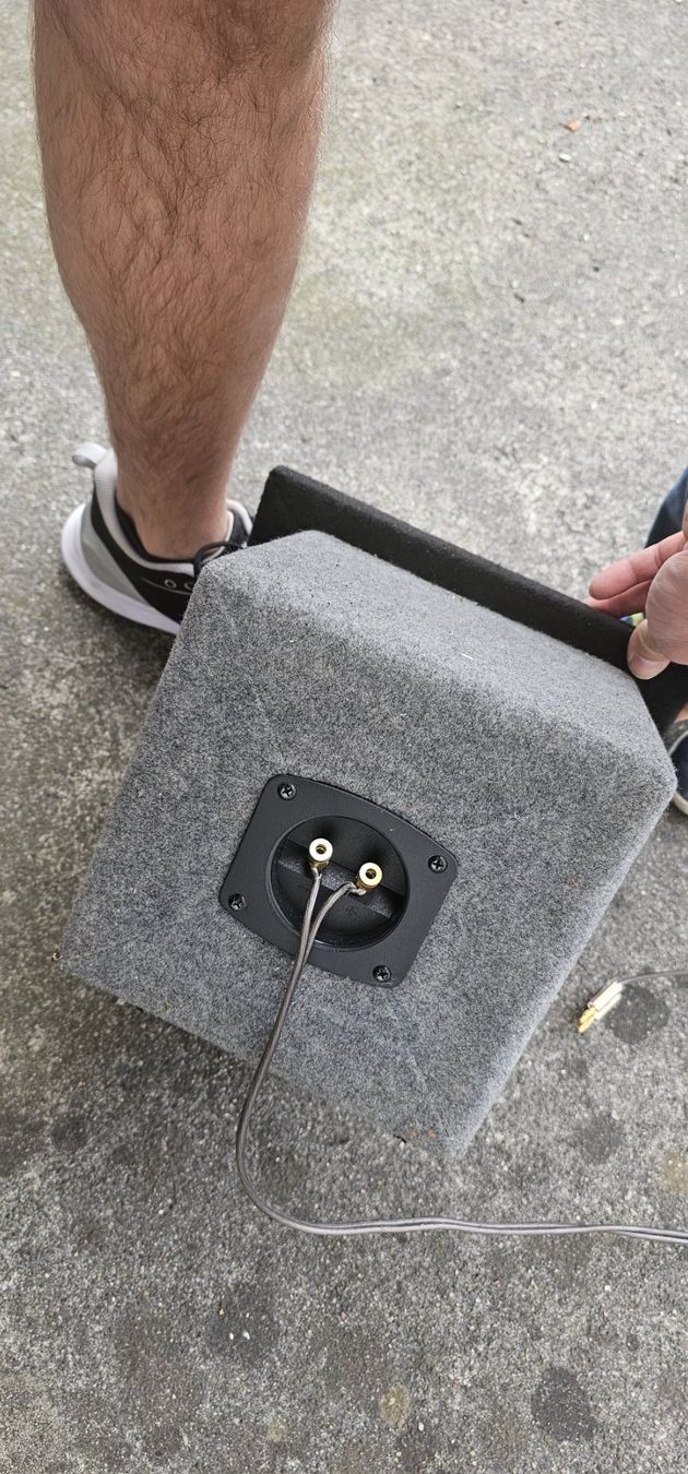 Alpine Lautsprecher: Alpine Subwoofer 12" kaum gebraucht – Gebraucht aus Wangen b. Olten von mcf_9jhc 1