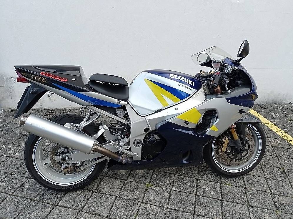 Suzuki Route: Sport, Strassen Motorrad – D'occasion à Bonaduz par leupi01 1