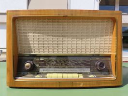 SABA Wildbad 8 Röhrenradio – Vintage Klassiker