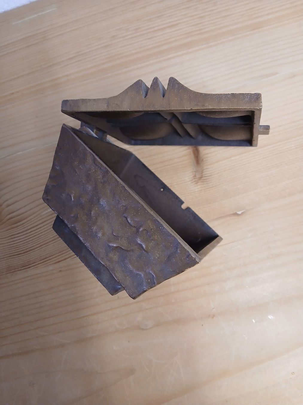 Pentole: Weihwassergefäss Aus Massiver Bronze – Nuovo (secondo la descrizione) da Felben-Wellhausen venduto da Rumaca 2