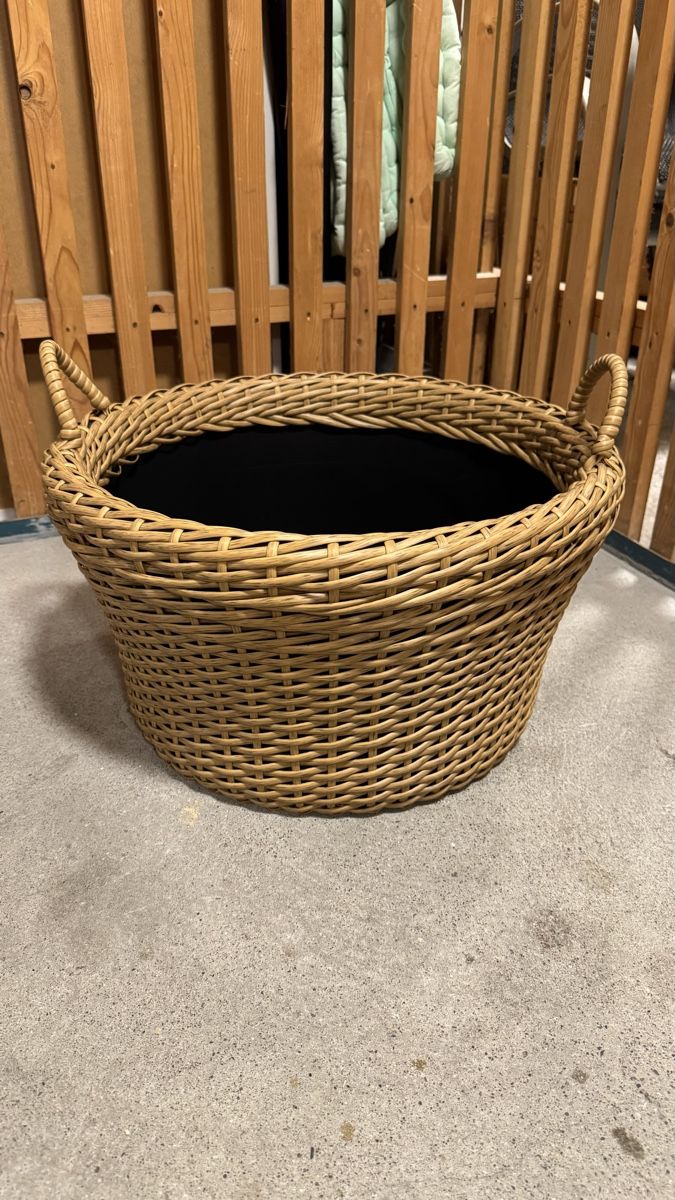 Vasi per fiori: Rattan flower pot 30 litters – Nuovo (secondo la descrizione) da Unterentfelden venduto da che_9xcp 6