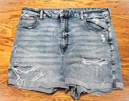 American Eagle Jeans Shorts ☆ hellblau☆ Gr. 14☆ neuwertig