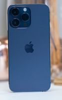 iPhone 15 Pro bleu 128 Go très bon état // Sehr guter Zustan
