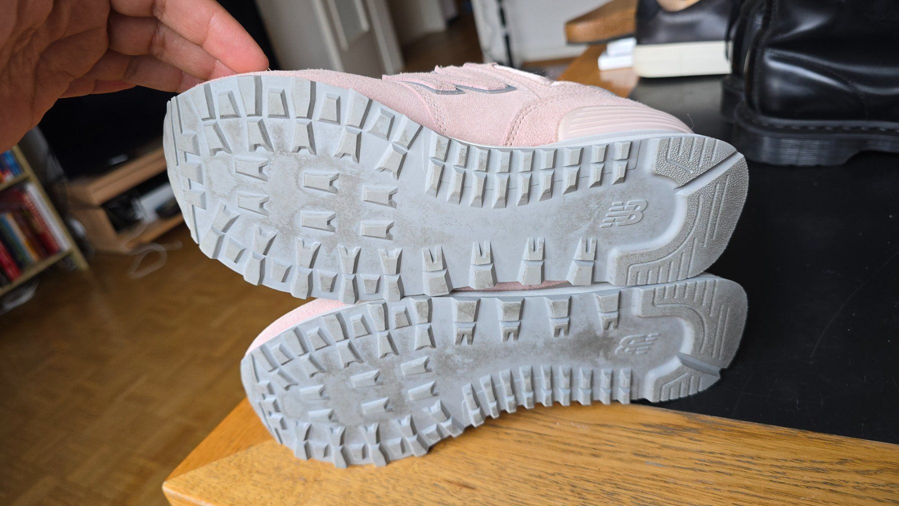 New Balance Scarpe da donna: New Balance 574 EU 37 – Usato da Wallisellen venduto da theblacksheep 4