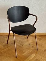 Chaise en chêne et métal cuivré