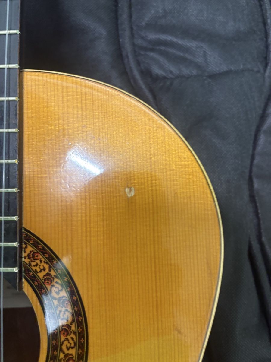 Strumenti musicali: Konzertgitarre klassisch mit Tasche gebraucht – Usato da Effretikon venduto da Colin.bic 2