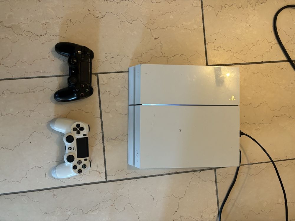 Consoles et jeux vidéos occasion dans les Hauts-de-Seine (92