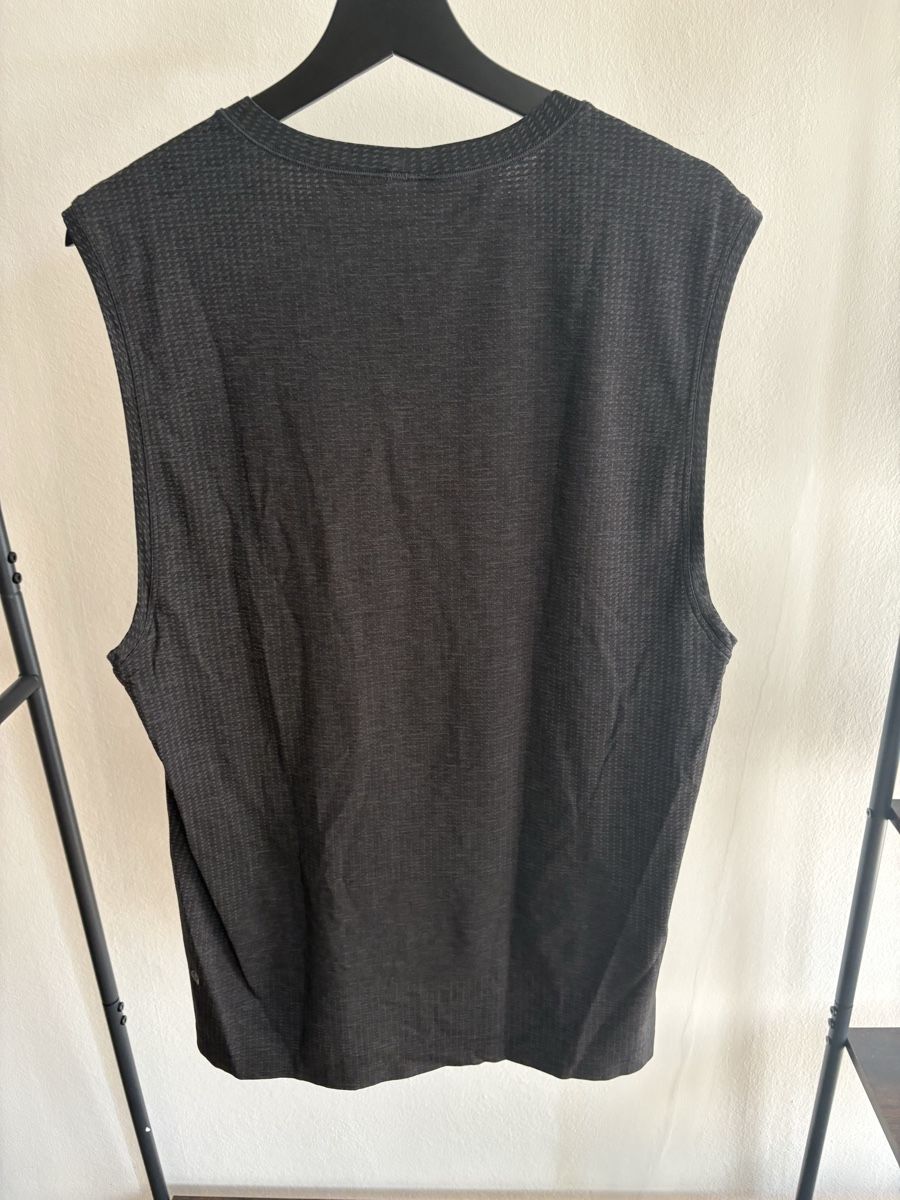 Lululemon T-Shirts: Lululemon Sport Shirt – Gebraucht aus Basel von froehlicherVagabund 2