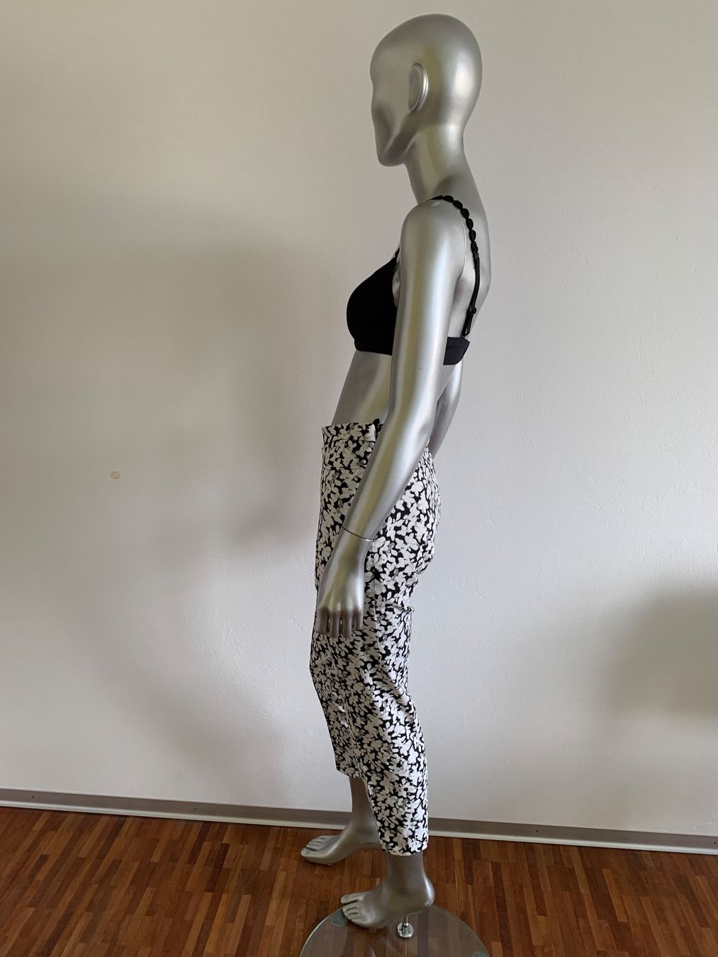 Akris Hosen: AKRIS: Floral gemusterte Sommerhose, 38 – Neu (gemäss Beschreibung) aus Luzern von paulablue 6