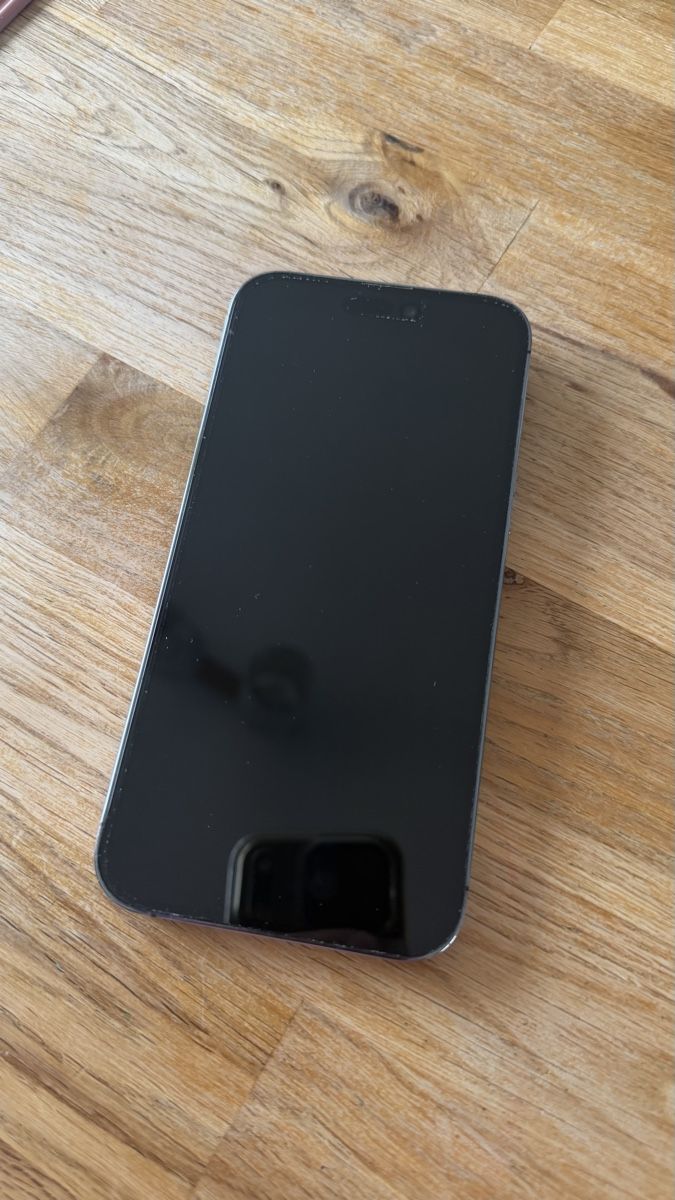 Apple Handys / Smartphones: iPhone 14 Pro Max – Gebraucht aus Einsiedeln von M_a_r_c_e_l_o