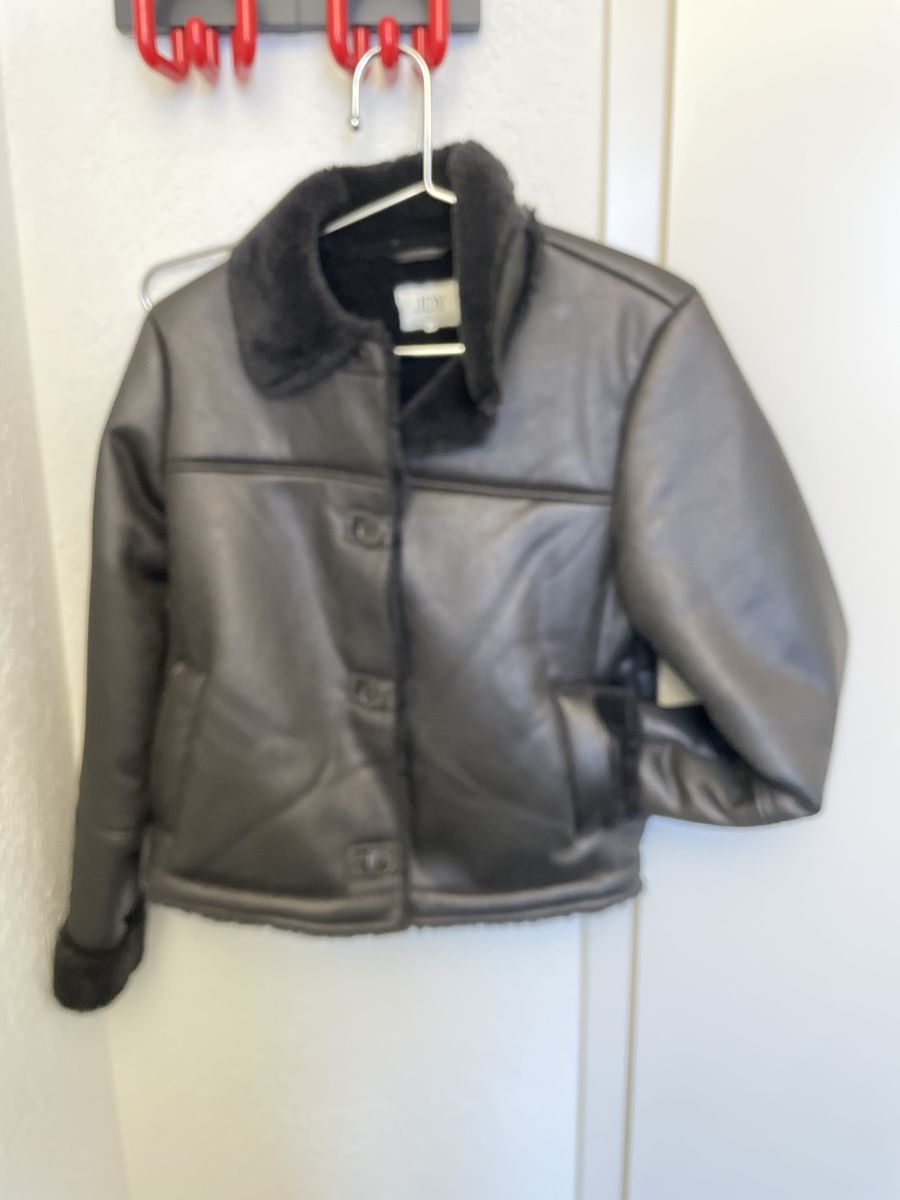 Jacken: Wollige Jacke – Gebraucht aus Solothurn von Bluejaguar