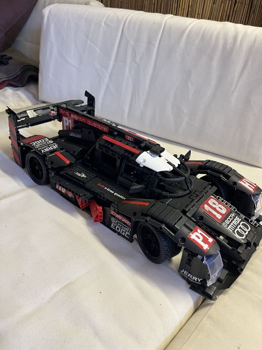 Kit di costruzioni: Nifeliz Audi R18 e-tron quattro – Usato da Rütihof venduto da liv_k2bp 2
