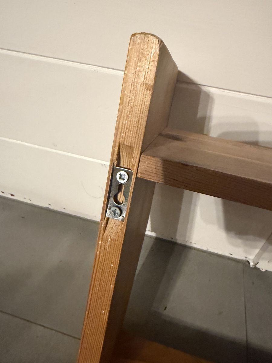 Regale: 🪵 Holz-Wandregal – Gebraucht aus Ins von Not_Dan 1
