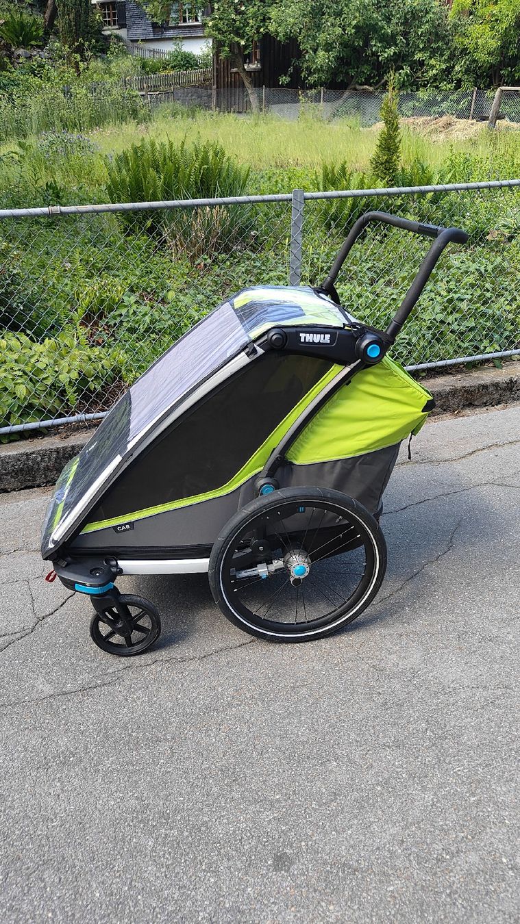 Thule Rimorchi: Thule Chariot CX 2 Kinderanhänger – Usato da Vättis venduto da niv_cv2r