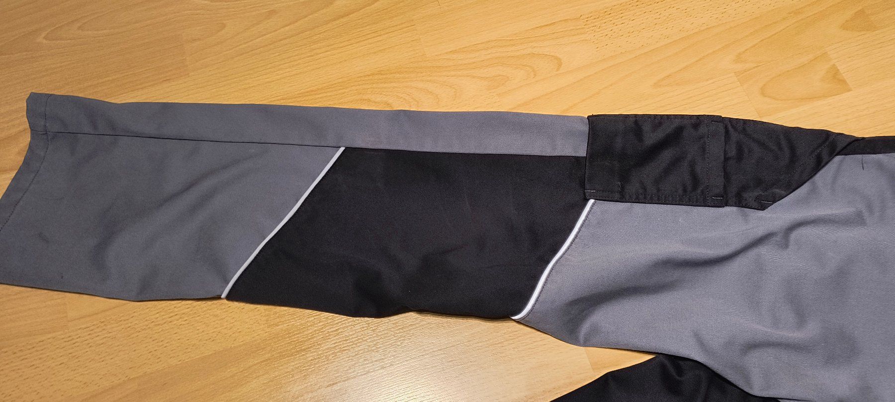 Wikland Pantaloni: Arbeitslatzhose Wikland – Usato da Wiedlisbach venduto da Leaf99 1