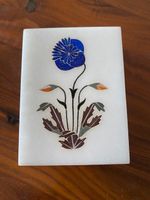 Schmuckdose Marmor mit Kornblume Inlay