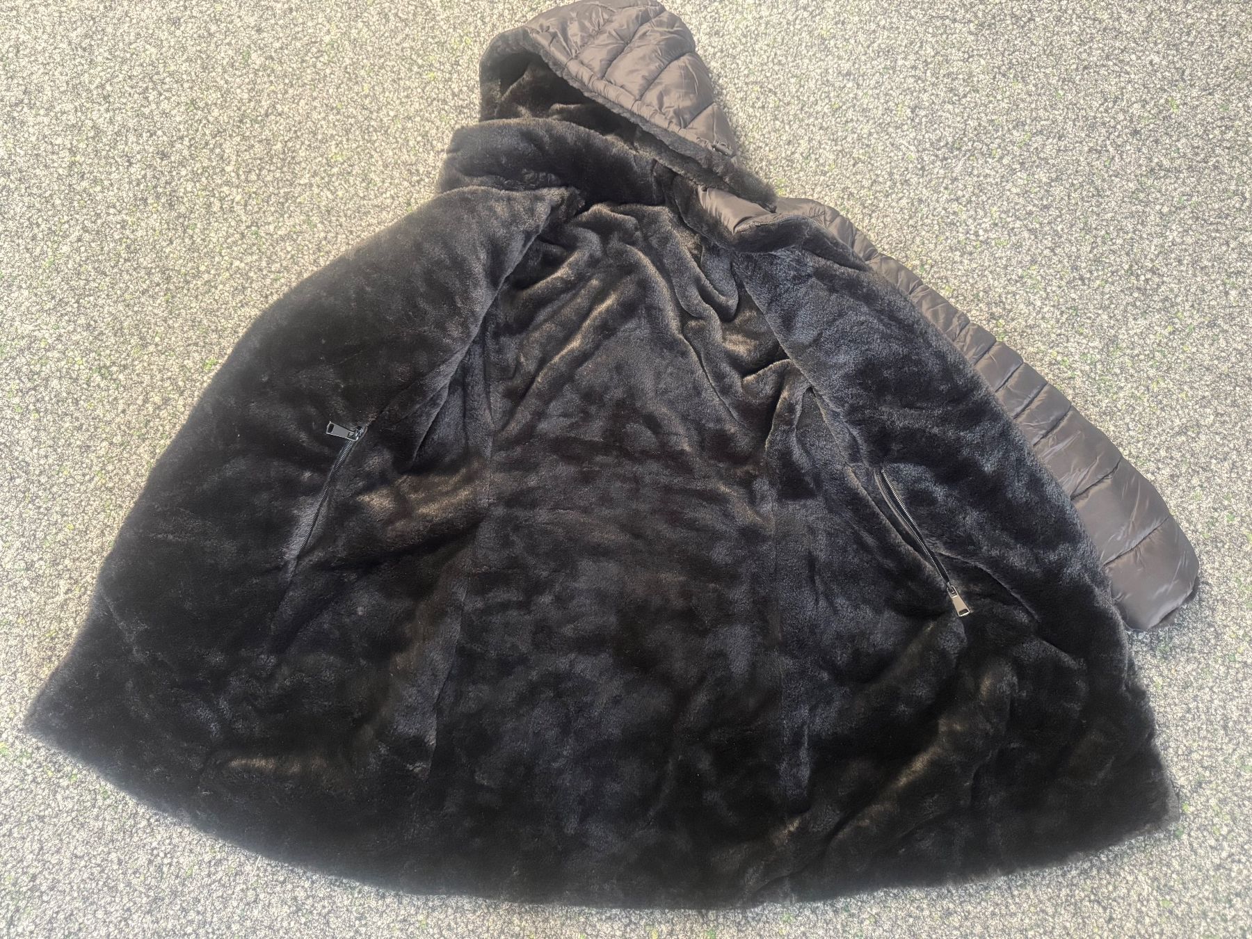 Giacche: Winterjacke NEU Grösse S – Nuovo (secondo la descrizione) da Untereggen venduto da Manhut 1